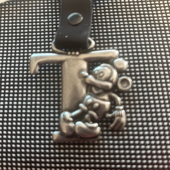 Keychain - Picture 2 of 8